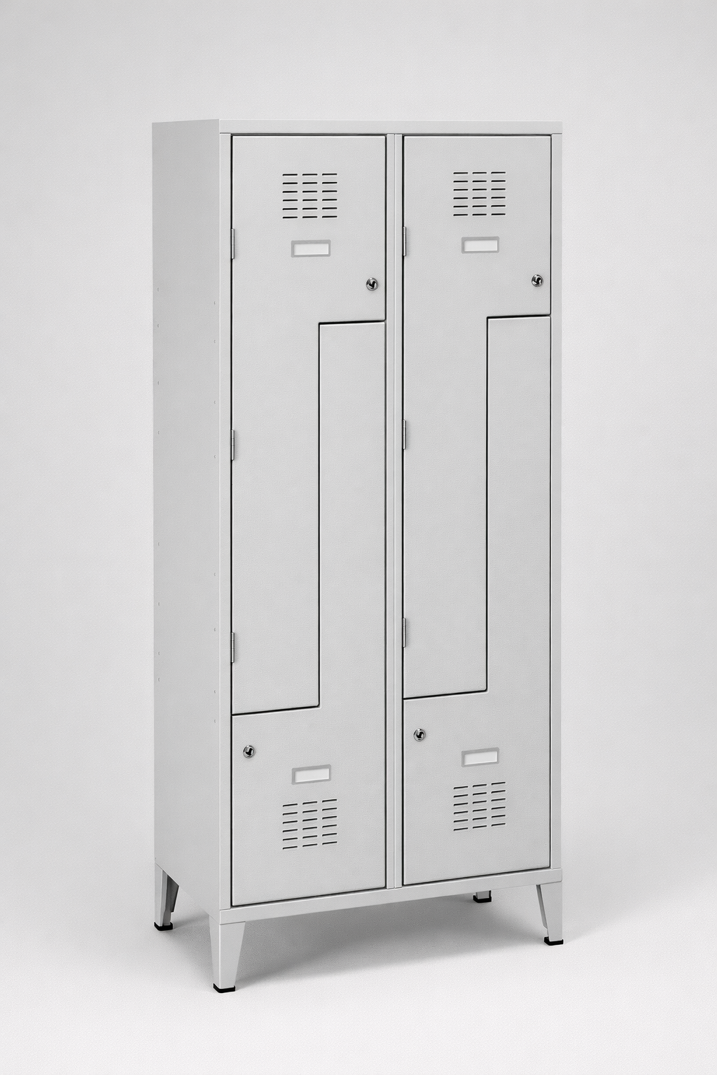 L-shaped staff locker Sul 42 W lx – with legs - efficient use of changing-room space while keeping