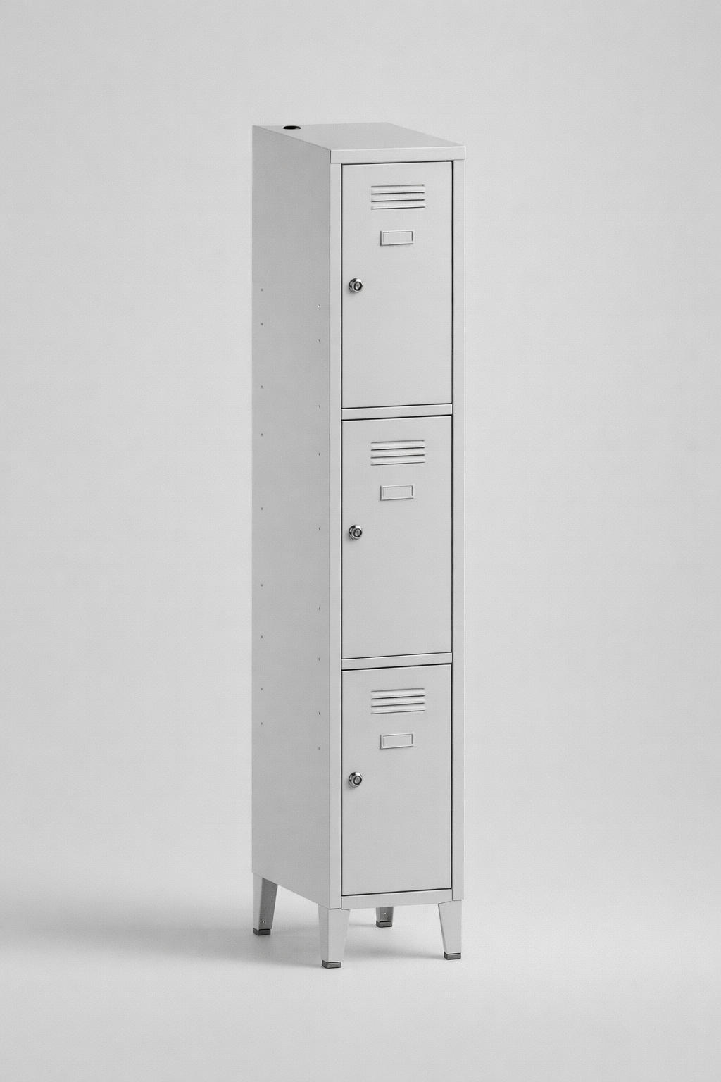 Compartment locker SUS 313 W st – with legs - clear separation of personal compartments in shared