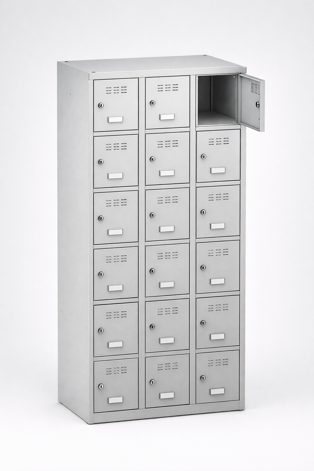 School locker MSus 336 - orderly storage of student belongings, classroom