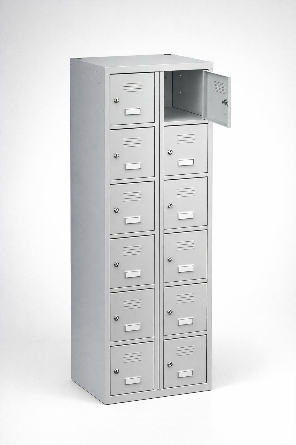 School locker MSus 426 - orderly storage of student belongings, classroom