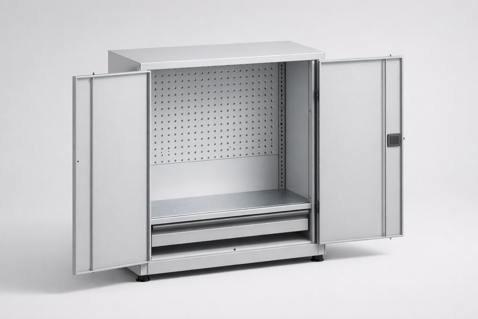 Workshop cabinet MSW110/5-32 - organised tools, components and service equipment