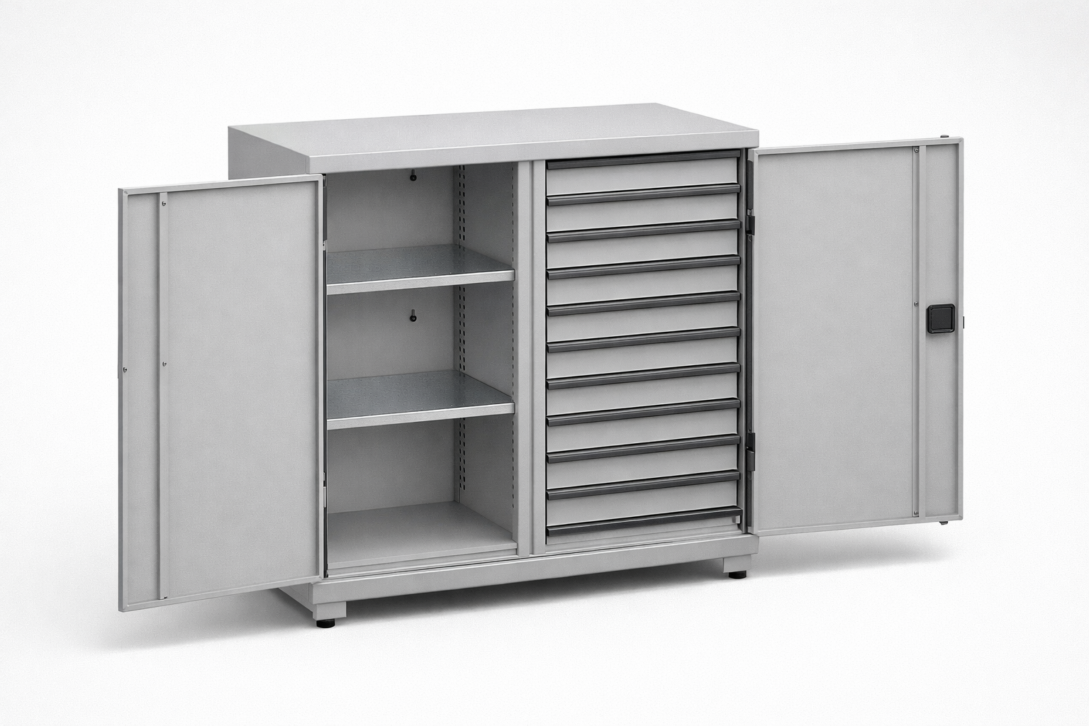 Workshop cabinet MSW112/5-15 - organised tools, components and service equipment