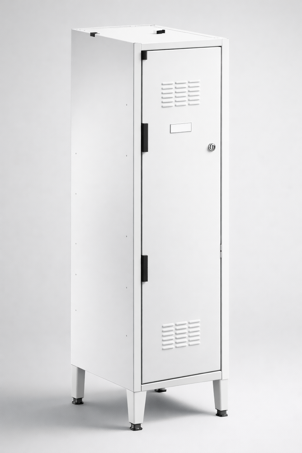 L-shaped staff locker Sul 31 W st – with legs - efficient use of changing-room space while keeping